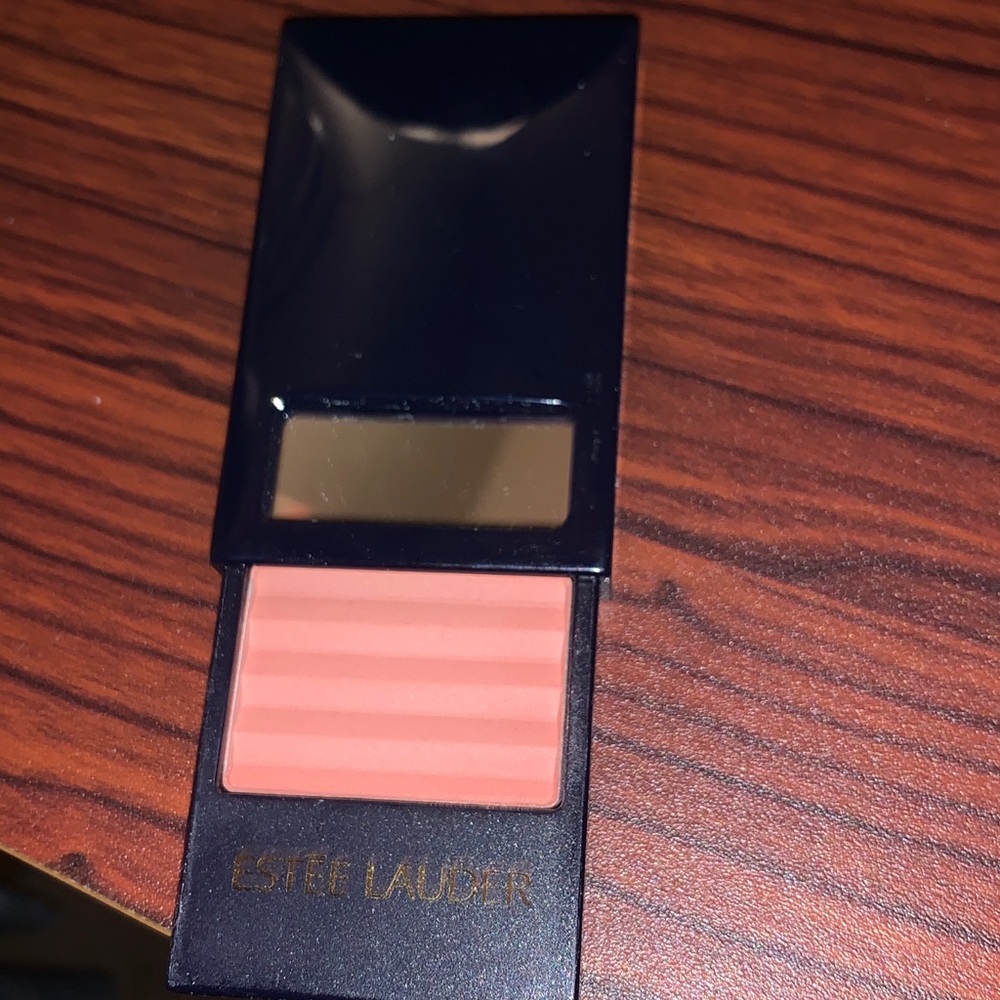 Estée Lauder Tender Blush